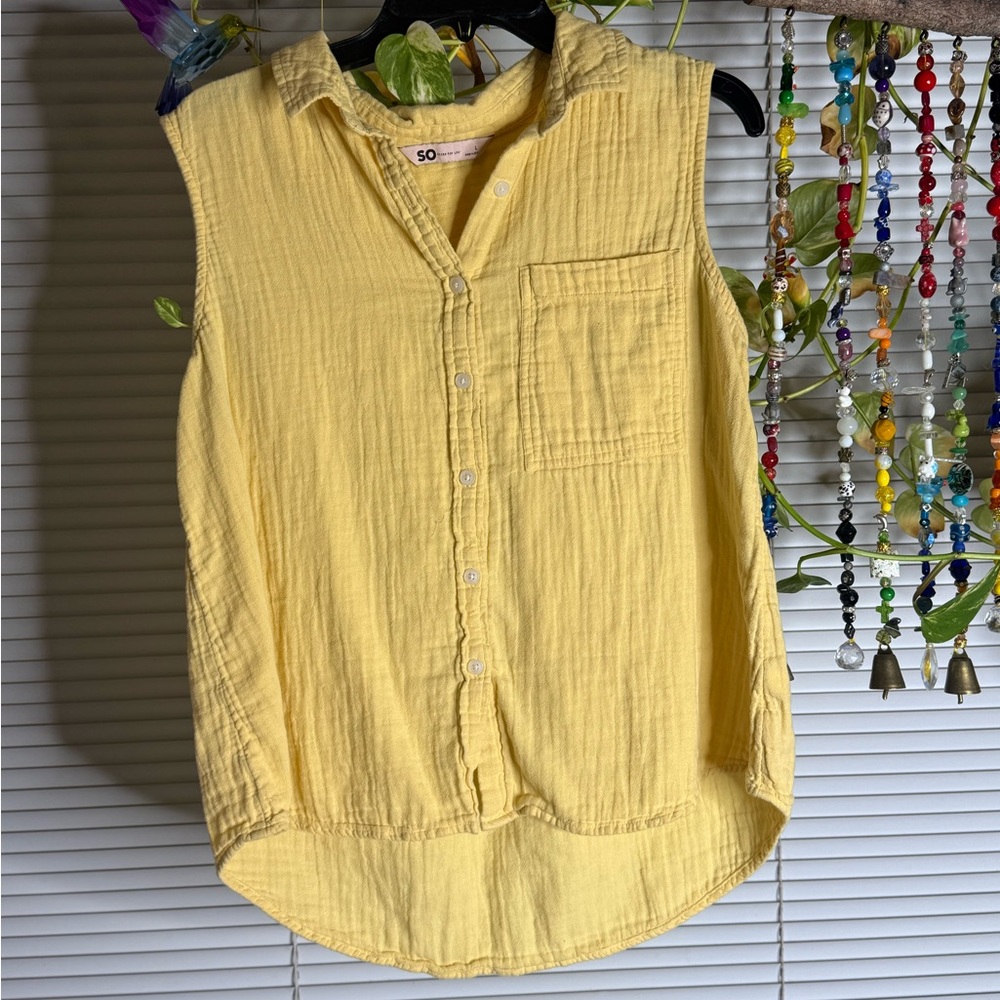 SO Yellow Sleeveless Button-Down Shirt